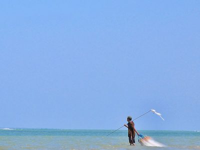 https://www.hcml.co.id/id/wp-content/uploads/sites/2/2019/05/Fishermen-net-reparation-training-400x300.jpg